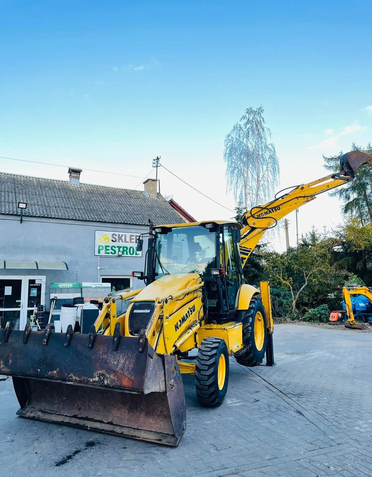 Komatsu WB93R - Экскаватор-погрузчик: фото 3 Komatsu WB93R - Экскаватор-погрузчик: фото 3