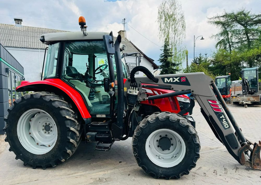 Massey Ferguson 5608 Dyna 4 - Трактор: фото 3 Massey Ferguson 5608 Dyna 4 - Трактор: фото 3