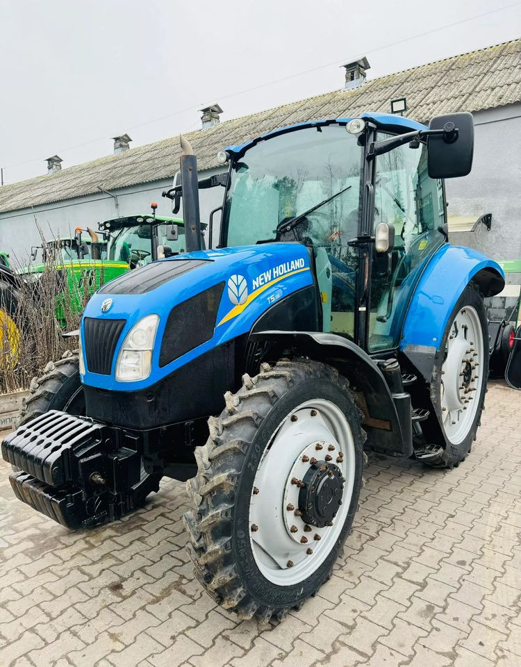 New Holland T5.115 - Трактор: фото 3 New Holland T5.115 - Трактор: фото 3