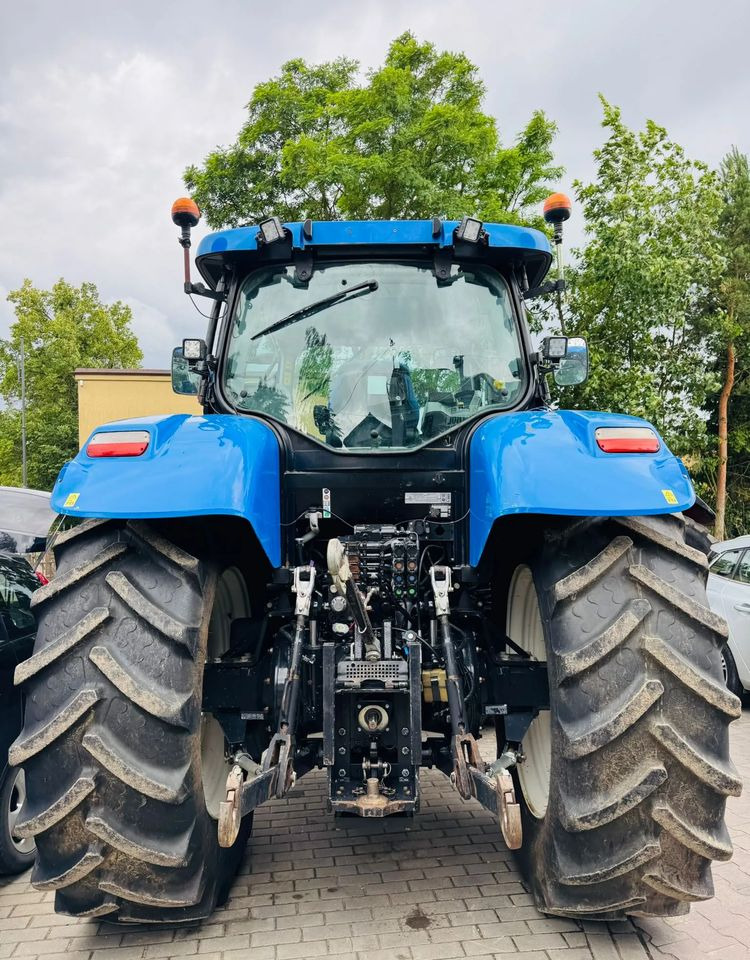 New Holland T7.210 - Трактор: фото 3 New Holland T7.210 - Трактор: фото 3