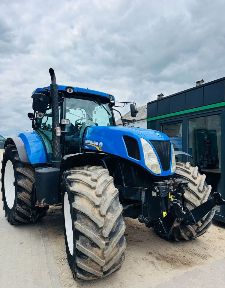 New Holland T7.260 Powercommand - Трактор: фото 2 New Holland T7.260 Powercommand - Трактор: фото 2