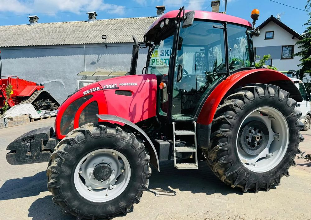 Zetor FORTERRA 11441 - Трактор: фото 2 Zetor FORTERRA 11441 - Трактор: фото 2