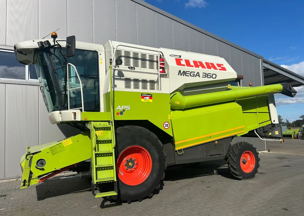 Claas Mega 360 - Зерноуборочный комбайн: фото 1 Claas Mega 360 - Зерноуборочный комбайн: фото 1