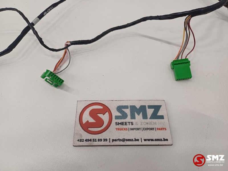 Caterpillar Air Conditioning Evaporation wire harness Caterpil - Кабели/ Провода для Грузовиков: фото 2 Caterpillar Air Conditioning Evaporation wire harness Caterpil - Кабели/ Провода для Грузовиков: фото 2