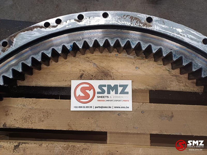 Caterpillar Gear + bearing swing Caterpillar - Рама/ Шасси для Погрузочно-разгрузочной техники: фото 2 Caterpillar Gear + bearing swing Caterpillar - Рама/ Шасси для Погрузочно-разгрузочной техники: фото 2