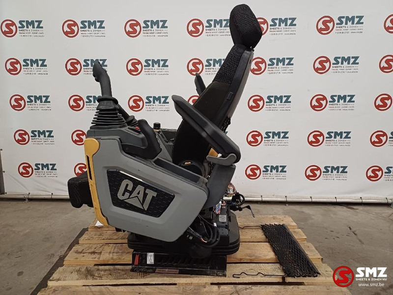 Caterpillar Seat complete Caterpillar - Кабина и интерьер для Погрузочно-разгрузочной техники: фото 4 Caterpillar Seat complete Caterpillar - Кабина и интерьер для Погрузочно-разгрузочной техники: фото 4