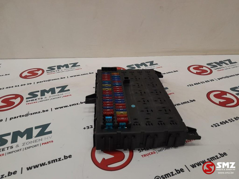 DAF Occ zekeringskast DAF - Электрическая система для Грузовиков: фото 3 DAF Occ zekeringskast DAF - Электрическая система для Грузовиков: фото 3