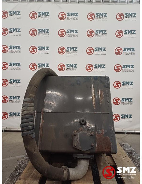Hiab Occ hydraulische tank 200L Hiab - Бак для гидравлической жидкости для Грузовиков: фото 2 Hiab Occ hydraulische tank 200L Hiab - Бак для гидравлической жидкости для Грузовиков: фото 2