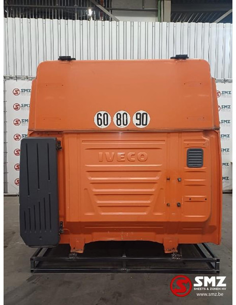 Iveco Occ cabine compleet Hi Way Stralis Iveco - Кабина и интерьер для Грузовиков: фото 5 Iveco Occ cabine compleet Hi Way Stralis Iveco - Кабина и интерьер для Грузовиков: фото 5