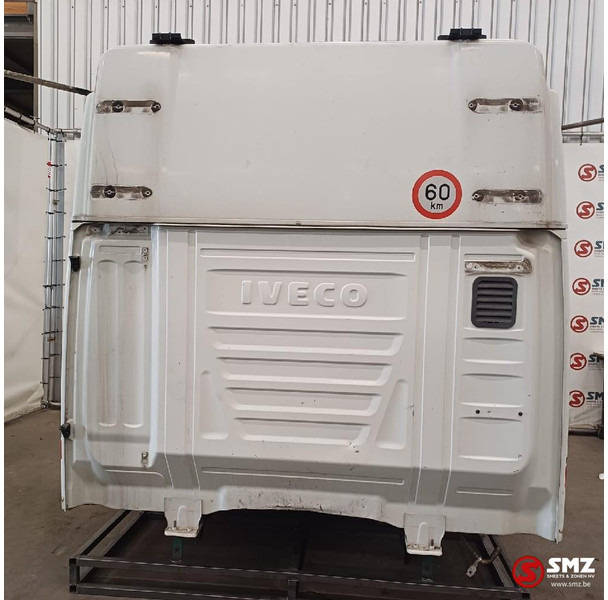Iveco Occ cabine compleet Stralis Hi-Way Iveco - Кабина и интерьер для Грузовиков: фото 5 Iveco Occ cabine compleet Stralis Hi-Way Iveco - Кабина и интерьер для Грузовиков: фото 5