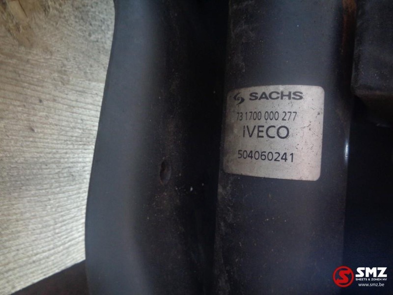Iveco Occ cabineophanging stralis + schokdemper - Подвеска кабины для Грузовиков: фото 4 Iveco Occ cabineophanging stralis + schokdemper - Подвеска кабины для Грузовиков: фото 4