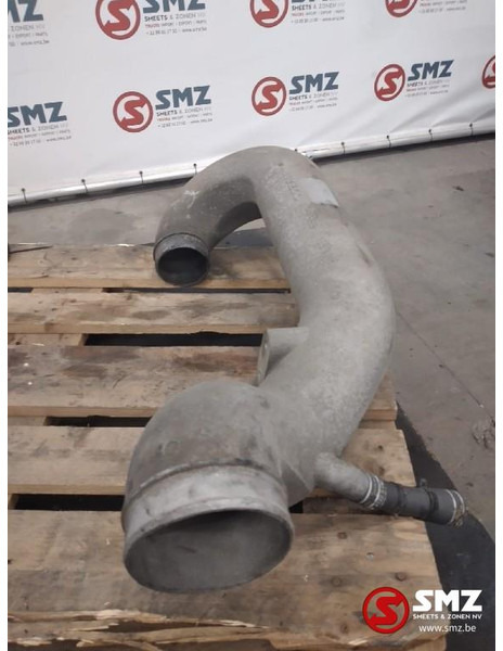 Iveco Occ inlaatspruitstuk Iveco - Двигатель и запчасти для Грузовиков: фото 1 Iveco Occ inlaatspruitstuk Iveco - Двигатель и запчасти для Грузовиков: фото 1