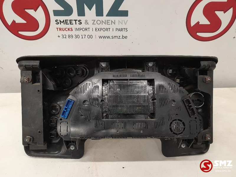 Iveco Occ instrumentenpaneel Iveco - Приборная панель для Грузовиков: фото 4 Iveco Occ instrumentenpaneel Iveco - Приборная панель для Грузовиков: фото 4