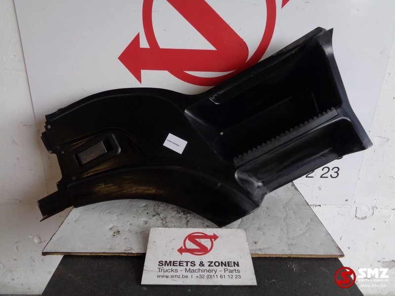 Iveco Occ treeplank rechts Iveco Stralis - Боковая подножка для Грузовиков: фото 1 Iveco Occ treeplank rechts Iveco Stralis - Боковая подножка для Грузовиков: фото 1