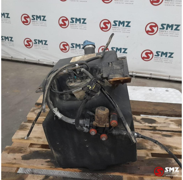 MAN Occ AdBluetank 35L + AdBlueniveausensor MAN - Топливная система для Грузовиков: фото 4 MAN Occ AdBluetank 35L + AdBlueniveausensor MAN - Топливная система для Грузовиков: фото 4