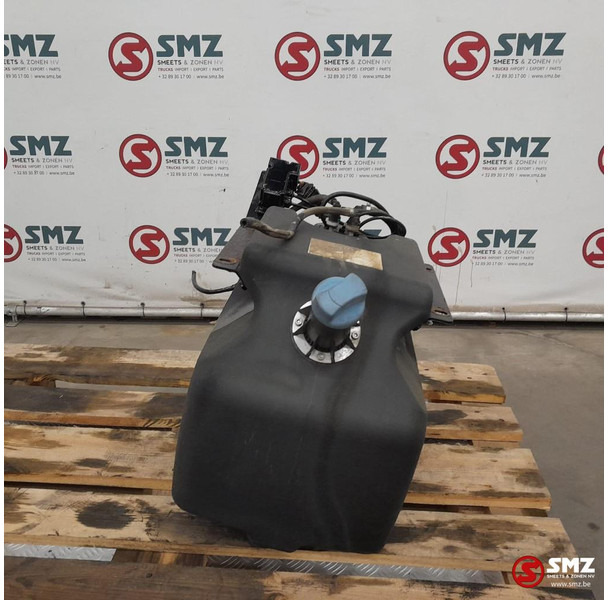 MAN Occ AdBluetank 35L + AdBlueniveausensor MAN - Топливная система для Грузовиков: фото 3 MAN Occ AdBluetank 35L + AdBlueniveausensor MAN - Топливная система для Грузовиков: фото 3