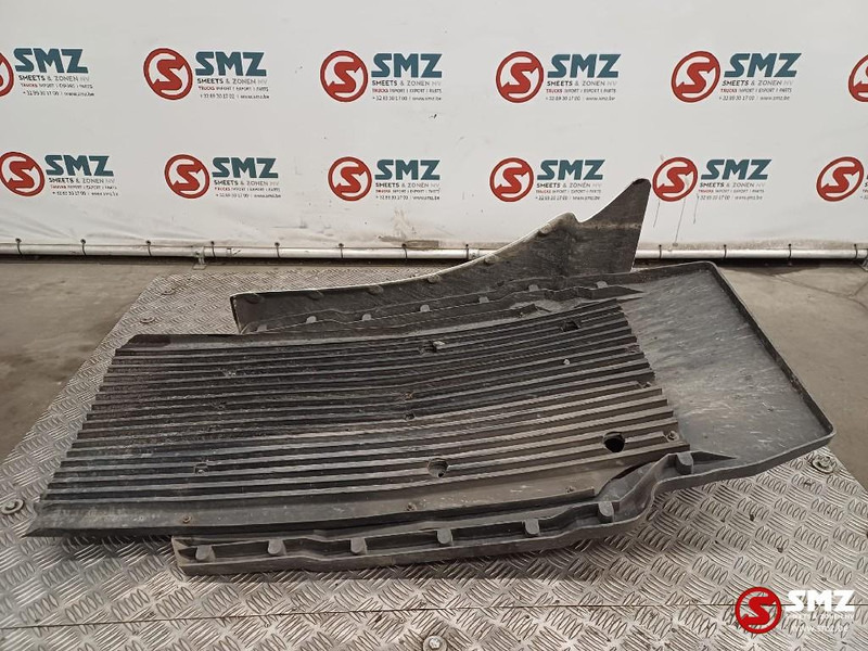 MAN Occ spatbord vooraan rechts MAN - Кузов и экстерьер для Грузовиков: фото 2 MAN Occ spatbord vooraan rechts MAN - Кузов и экстерьер для Грузовиков: фото 2