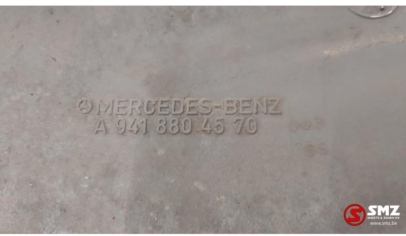 Mercedes-Benz Occ Bumperhoek links Mercedes Actros MP1 - Угол бампера для Грузовиков: фото 3 Mercedes-Benz Occ Bumperhoek links Mercedes Actros MP1 - Угол бампера для Грузовиков: фото 3