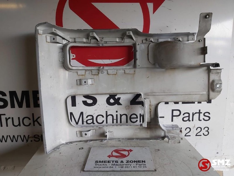 Mercedes-Benz Occ Bumperhoek links Mercedes Actros MP1 - Угол бампера для Грузовиков: фото 2 Mercedes-Benz Occ Bumperhoek links Mercedes Actros MP1 - Угол бампера для Грузовиков: фото 2