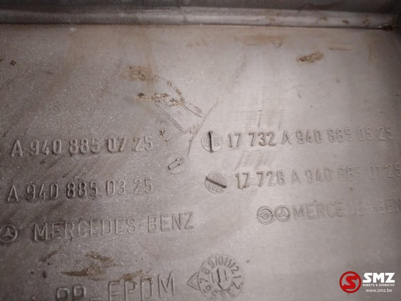 Mercedes-Benz Occ Bumperhoek links Mercedes Axor - Угол бампера для Грузовиков: фото 3 Mercedes-Benz Occ Bumperhoek links Mercedes Axor - Угол бампера для Грузовиков: фото 3