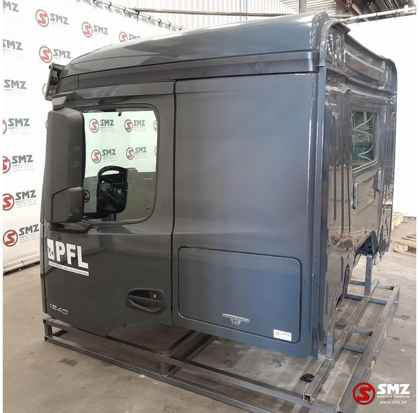 Mercedes-Benz Occ cabine Mercedes Actros MP4 low - Кабина и интерьер для Грузовиков: фото 2 Mercedes-Benz Occ cabine Mercedes Actros MP4 low - Кабина и интерьер для Грузовиков: фото 2