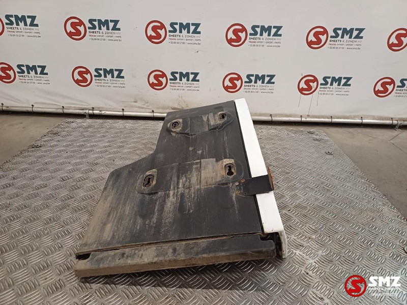 Mercedes-Benz Occ spatbord rechtsvooraan Mercedes - Кузов и экстерьер для Грузовиков: фото 3 Mercedes-Benz Occ spatbord rechtsvooraan Mercedes - Кузов и экстерьер для Грузовиков: фото 3