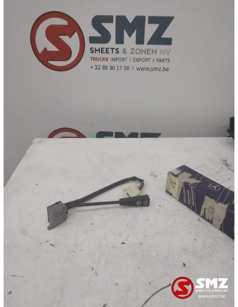 Mercedes-Benz Ruitenwisserschakelaar mercedes mb100 a6315450222 - Щетка стеклоочистителя для Грузовиков: фото 2 Mercedes-Benz Ruitenwisserschakelaar mercedes mb100 a6315450222 - Щетка стеклоочистителя для Грузовиков: фото 2