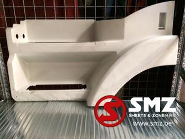 Mercedes-Benz Trapbak links Mercedes actros mp1 - Боковая подножка для Грузовиков: фото 1 Mercedes-Benz Trapbak links Mercedes actros mp1 - Боковая подножка для Грузовиков: фото 1