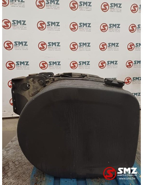 Renault Occ brandstoftank + brandstofniveausensor 315L Ren - Топливный бак для Грузовиков: фото 4 Renault Occ brandstoftank + brandstofniveausensor 315L Ren - Топливный бак для Грузовиков: фото 4