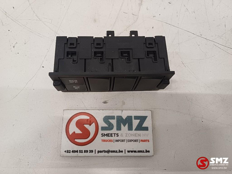 Renault Occ dashbordschakelaars Renault - Электрическая система для Грузовиков: фото 2 Renault Occ dashbordschakelaars Renault - Электрическая система для Грузовиков: фото 2