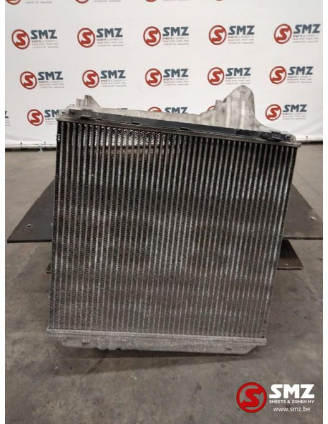 Renault Occ intercooler Renault T 7421162608 - Интеркулер для Грузовиков: фото 2 Renault Occ intercooler Renault T 7421162608 - Интеркулер для Грузовиков: фото 2