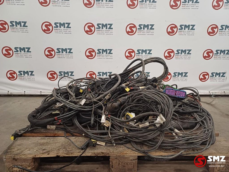 Scania Occ lot kabelbomen Scania - Кабели/ Провода для Грузовиков: фото 1 Scania Occ lot kabelbomen Scania - Кабели/ Провода для Грузовиков: фото 1