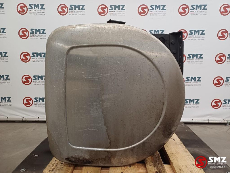 Volvo Occ brandstoftank 450L met steunen Volvo - Топливный бак для Грузовиков: фото 3 Volvo Occ brandstoftank 450L met steunen Volvo - Топливный бак для Грузовиков: фото 3