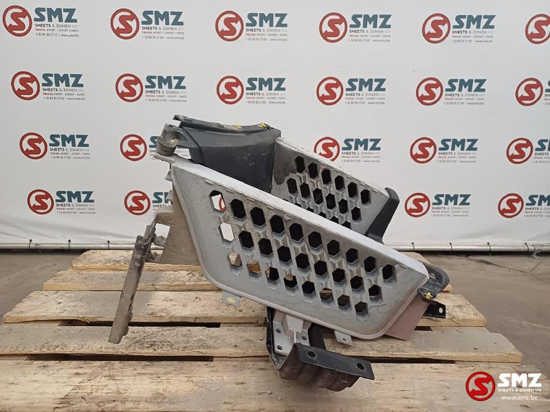 Volvo Occ opstapbak links Volvo - Кабина и интерьер для Грузовиков: фото 3 Volvo Occ opstapbak links Volvo - Кабина и интерьер для Грузовиков: фото 3