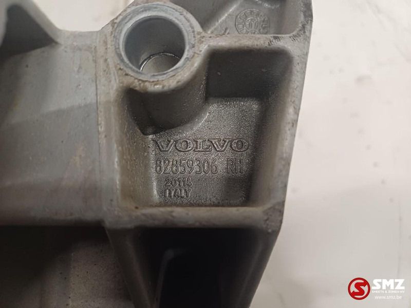 Volvo Occ opstaptrede rechts Volvo - Кабина и интерьер для Грузовиков: фото 5 Volvo Occ opstaptrede rechts Volvo - Кабина и интерьер для Грузовиков: фото 5