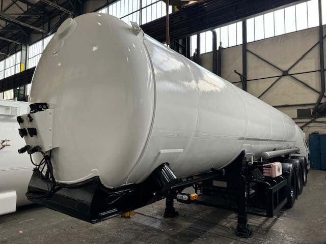CRYOLOR gas tank semi trailer cryogenic for nitrogen, argon, oxygen, LIN, LOX, LAR. - Полуприцеп-цистерна: фото 2 CRYOLOR gas tank semi trailer cryogenic for nitrogen, argon, oxygen, LIN, LOX, LAR. - Полуприцеп-цистерна: фото 2