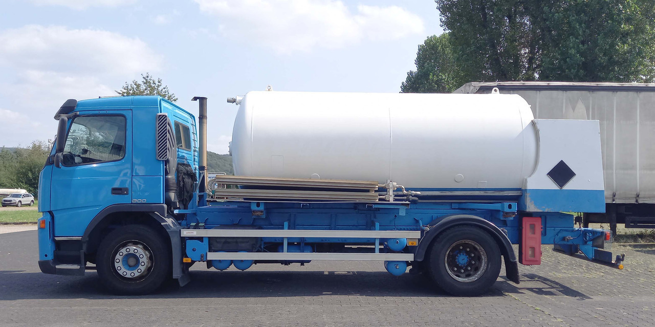 VOLVO Gas tank truck cryogenic used for oxygen, argon, nitrogen - Грузовик-цистерна: фото 4 VOLVO Gas tank truck cryogenic used for oxygen, argon, nitrogen - Грузовик-цистерна: фото 4