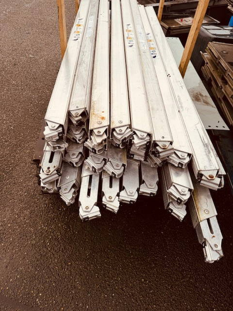 Schmitz Cargobull Doppelstock balken - Запчасти для Прицепов: фото 1 Schmitz Cargobull Doppelstock balken - Запчасти для Прицепов: фото 1