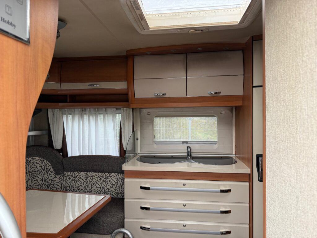 Hobby Excellent 460 UFe 2013 - Прицеп дача: фото 4 Hobby Excellent 460 UFe 2013 - Прицеп дача: фото 4