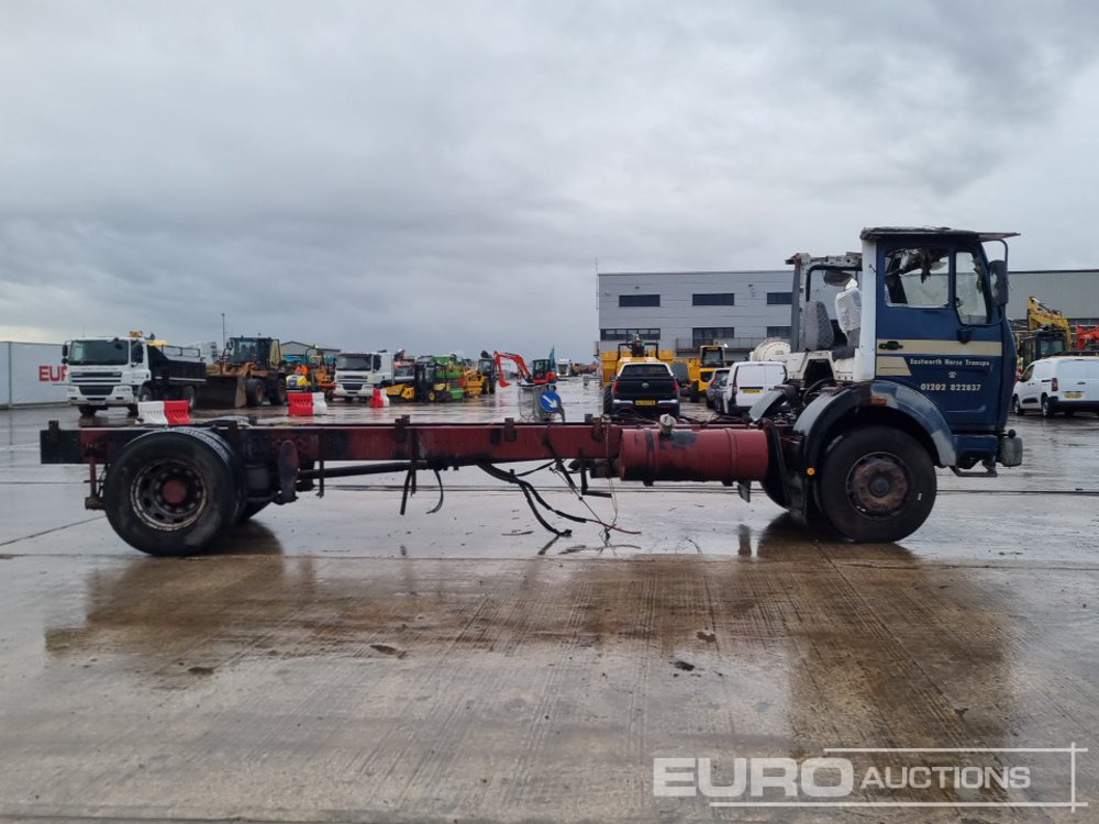 Грузовик-шасси 1989 Mercedes 1617: фото 6