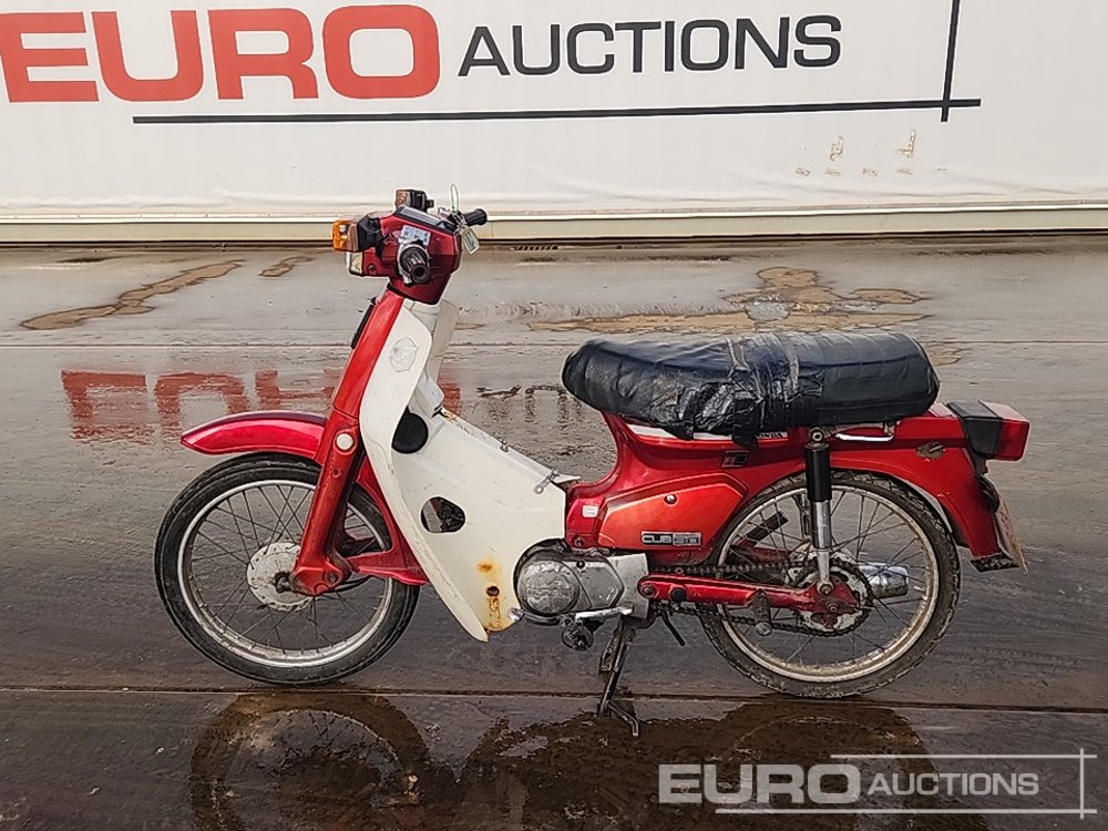 1995 Honda Cub 90 Moped (Category C Insurance Loss) (Mileage Cannot be Verified) - Мотоцикл: фото 2 1995 Honda Cub 90 Moped (Category C Insurance Loss) (Mileage Cannot be Verified) - Мотоцикл: фото 2