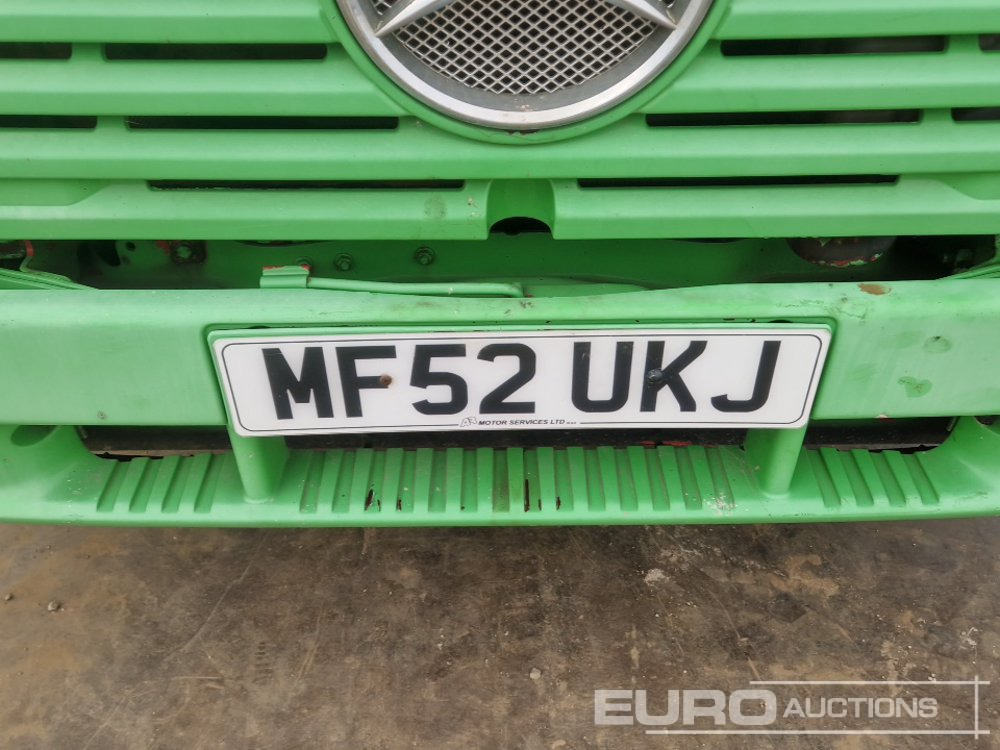 Грузовик-шасси 2002 Mercedes 4x2 Chassis Cab, Manual Gearbox: фото 35