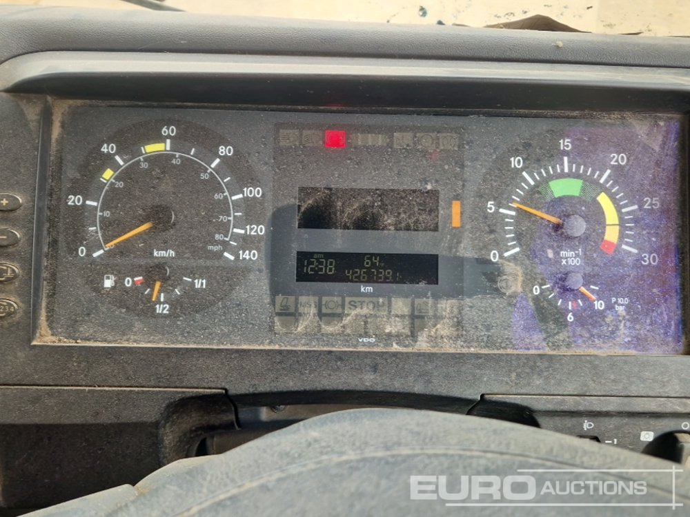Грузовик-шасси 2002 Mercedes 4x2 Chassis Cab, Manual Gearbox: фото 31