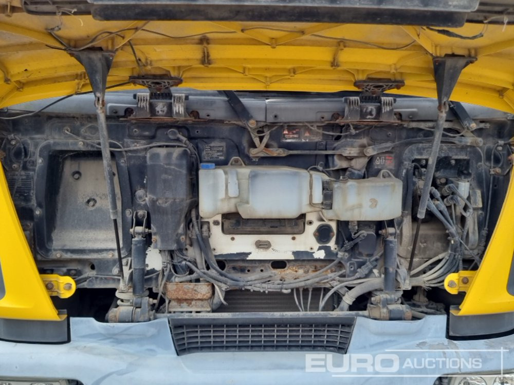Подметально-уборочная машина 2004 Iveco ML130E18K: фото 23