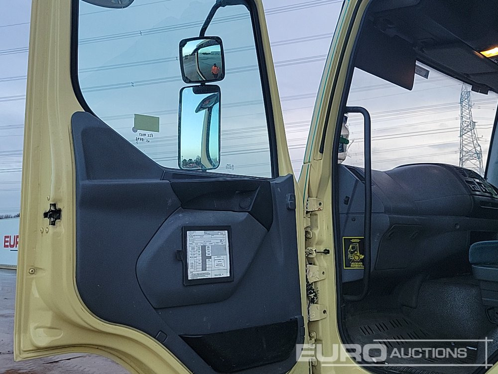 Грузовик-цистерна 2005 DAF LF: фото 22 Грузовик-цистерна 2005 DAF LF: фото 22