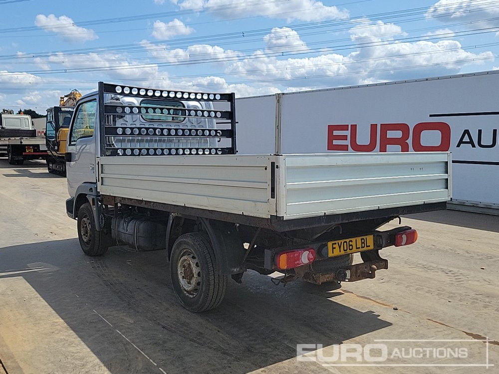 2006 Nissan Cabstar 34.10 - Малотоннажный бортовой грузовик: фото 3 2006 Nissan Cabstar 34.10 - Малотоннажный бортовой грузовик: фото 3