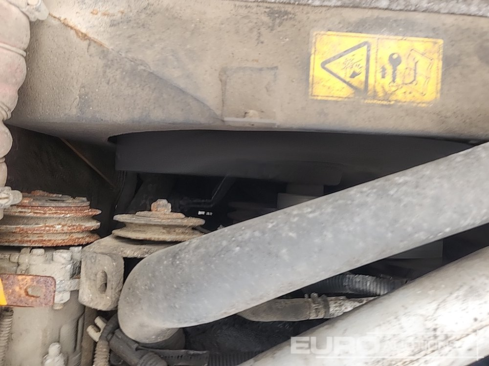 Гусеничный экскаватор 2011 JCB JS145HRC: фото 25