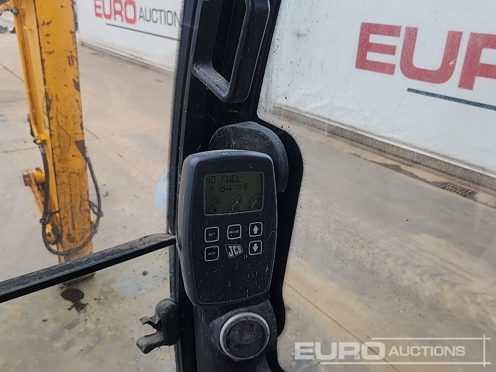 Гусеничный экскаватор 2011 JCB JS145HRC: фото 34