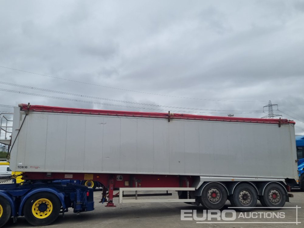 2013 Fruehauf Tri Axle Bulk Tipping Trailer, Lift Axle, Easy Sheet - Самосвальный полуприцеп: фото 2 2013 Fruehauf Tri Axle Bulk Tipping Trailer, Lift Axle, Easy Sheet - Самосвальный полуприцеп: фото 2