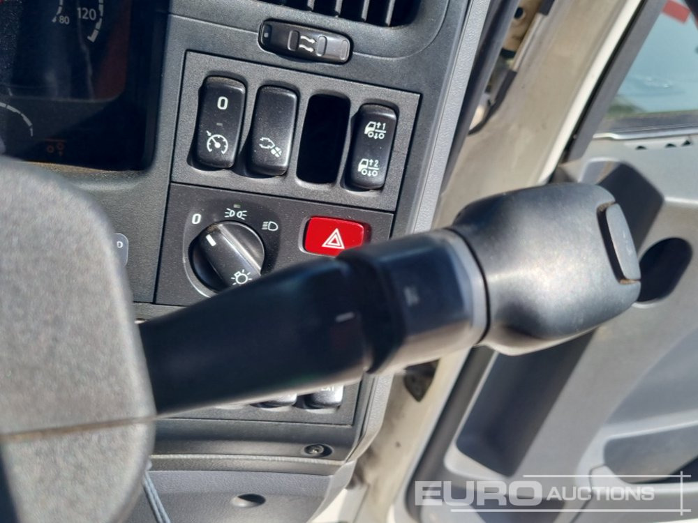 Грузовик бортовой/ Платформа 2013 Scania G400: фото 39